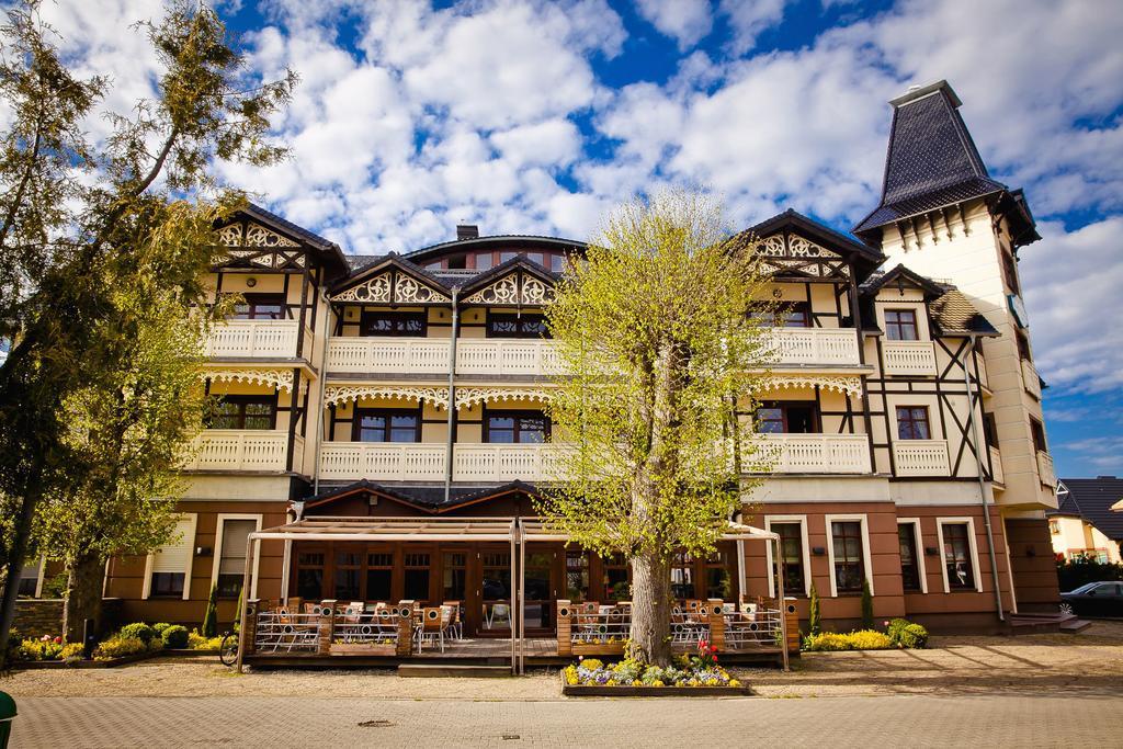 Hotel&Spa Stary Dziwnow Basen Swimming Pool エクステリア 写真